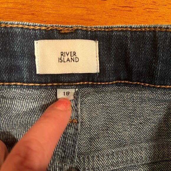 ‎River Island denim shorts women’s size 18 - Picture 2 of 6